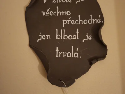 Hliněná tabulka žertovná – Daruji